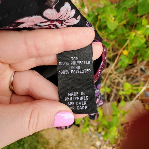 BCX Black Purple Pink Floral Flowy Boho Off Shoulder Blouse Size Large EUC - Picture 6 of 15